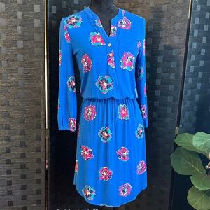 Lilly Pulitzer Blue Floral Long Sleeve Dress with gold buttons. XS